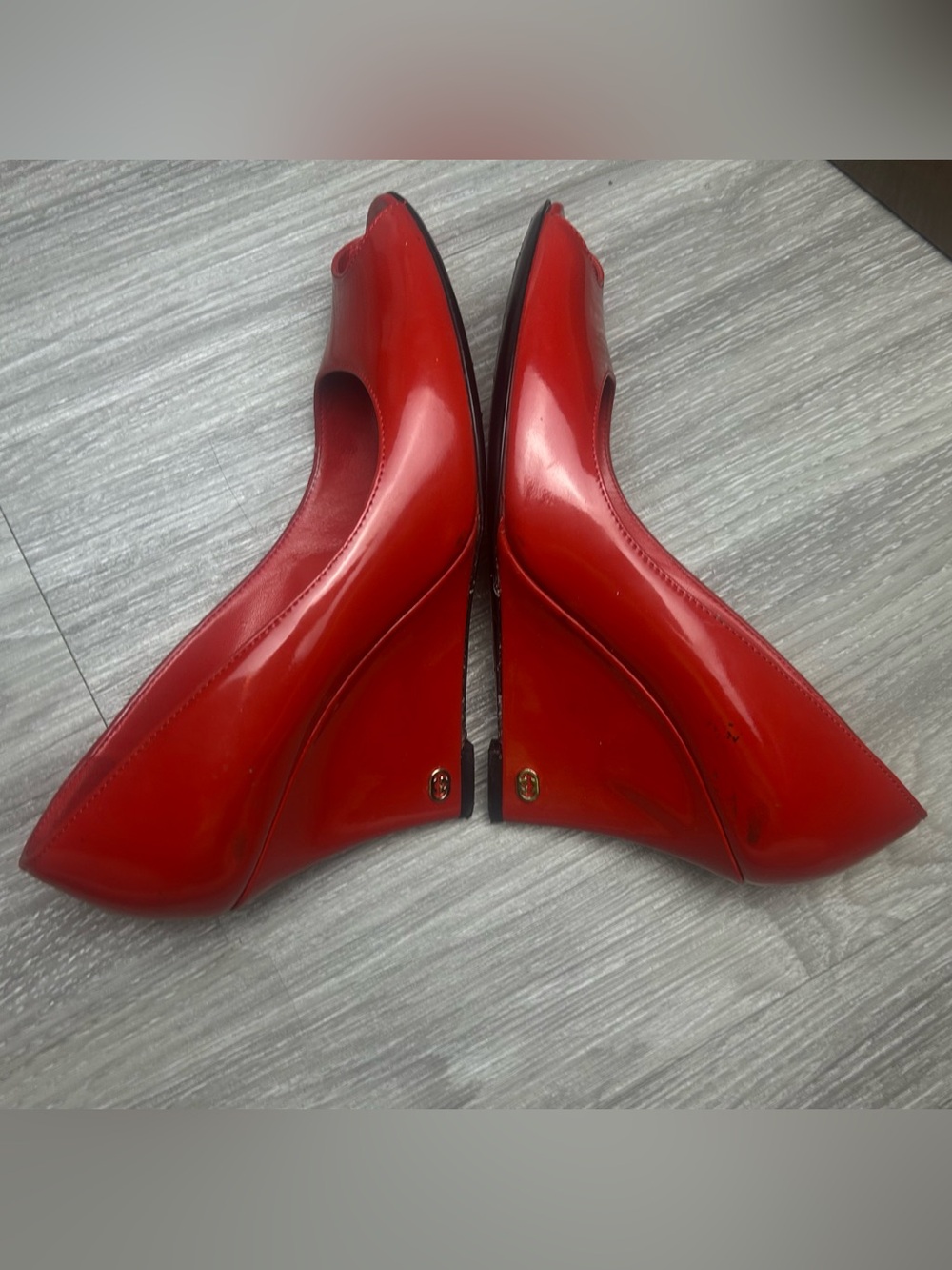 Gucci Red Patent Leather Peep Toe Wedge Pumps Heels Size 8 B - Picture 5 of 15